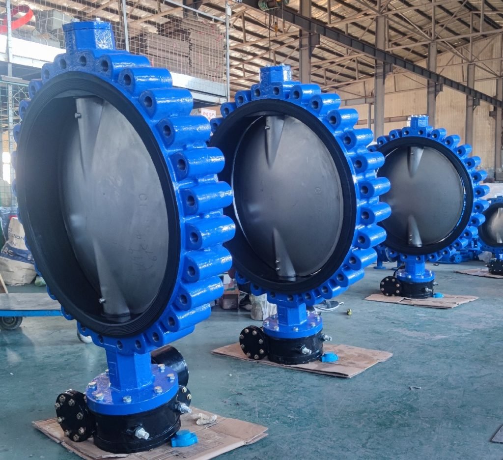 Large Diameter Gear Operated lug butterfly 1 32 inch lug butterfly valve - worm gear